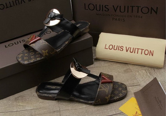 LV Slippers Women--009